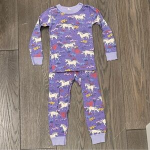 Hanna Andersson long sleeved purple unicorn pajamas size 5